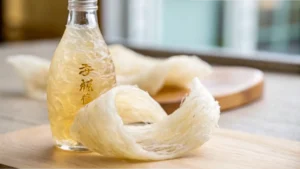 Minuman sarang burung walet dan sarang mentah berkualitas.